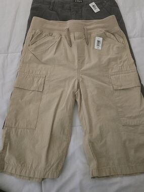 kidpik Beige and Gray Cargo Shorts - 2-Pack